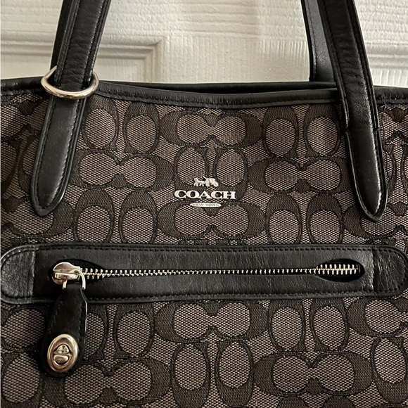 Coach Totebag - Picture 5 of 6